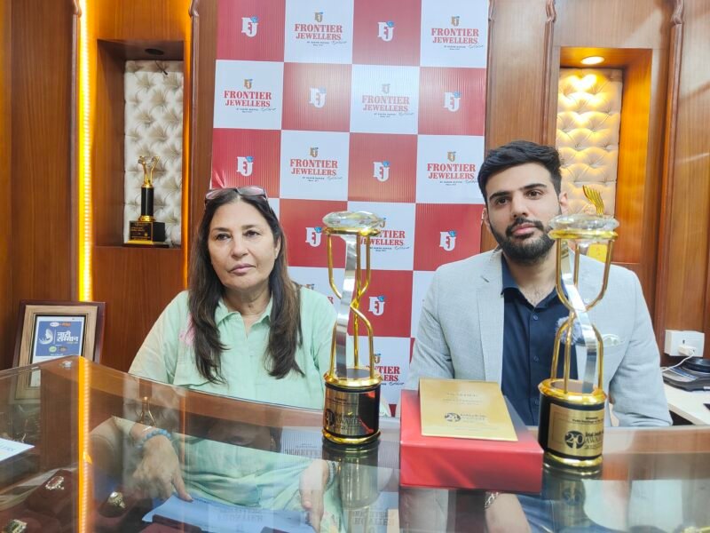 Frontier Jewellers Exclusive Wins National Award for the Second Consecutive Year, Brings Glory to Dehradun