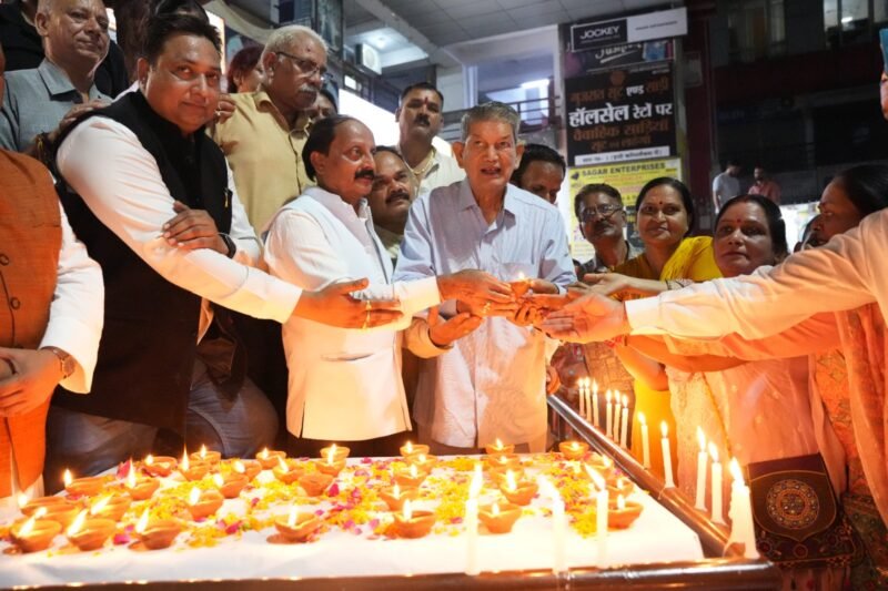 Harish Rawat Pays Tribute to Rajiv Gandhi and Mahatma Gandhi, Calls for Upholding Their Ideals