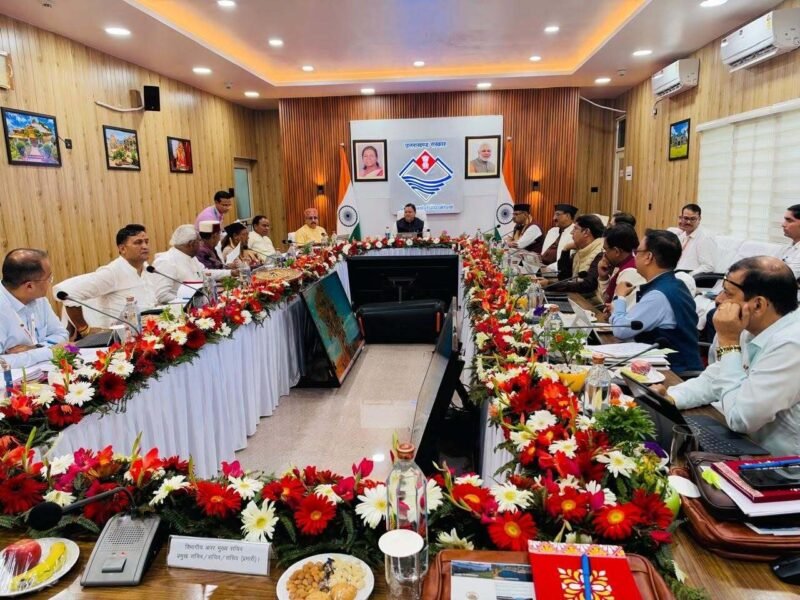 Uttarakhand Cabinet Clears 24 Key Proposals: Land Rights, Jobs, Education and Healthcare Get Major Push